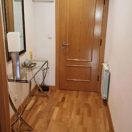 La De La Losa Apartment *